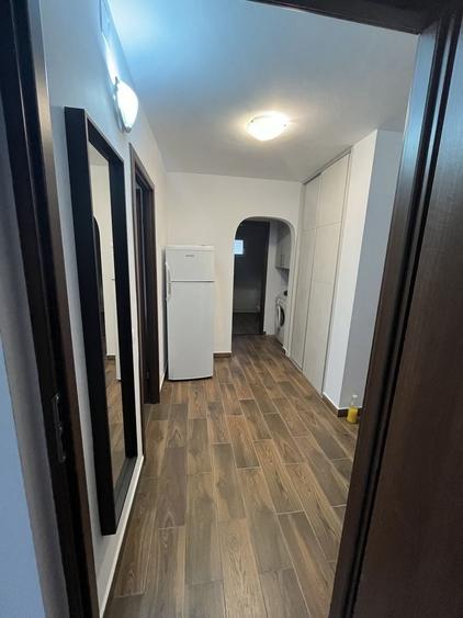 Apartament cu 2 camere decomandat în Olteniței