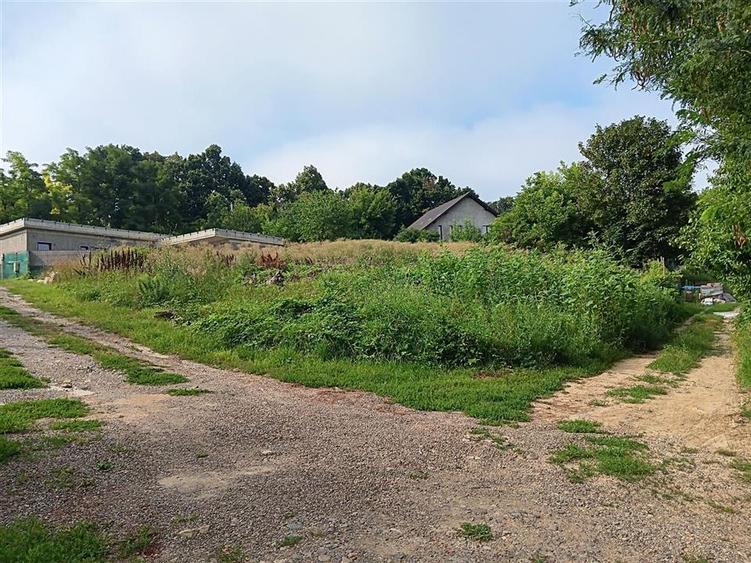 Teren Construcții intravilan de 1650 mp, în Bârnova