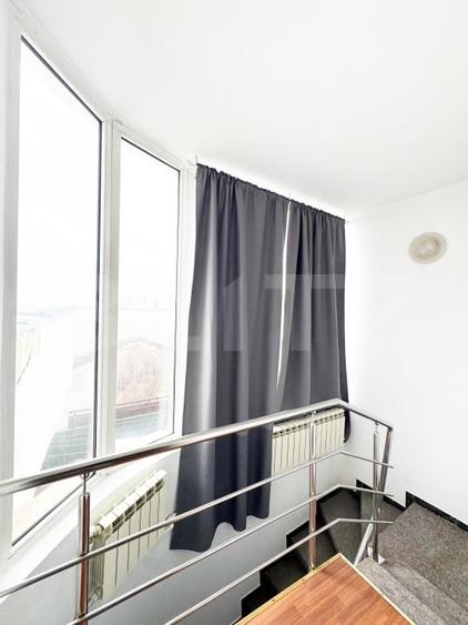 Penthouse cu 4 camere decomandat, mobilat în Cug