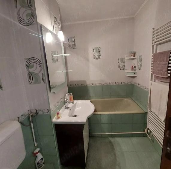 Apartament cu 3 camere decomandat în Malul Mureșului