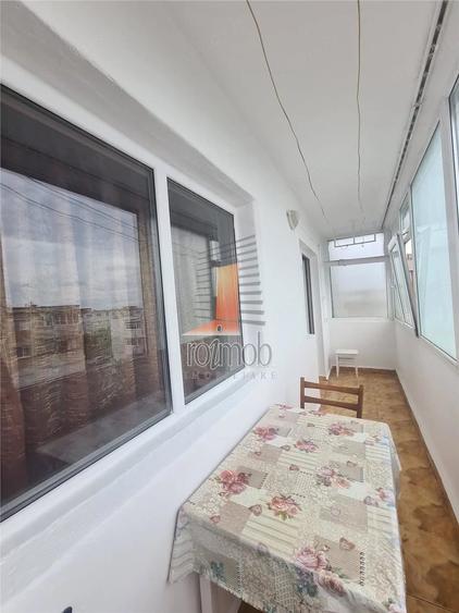 Apartament cu 3 camere decomandat în Gara Ianca