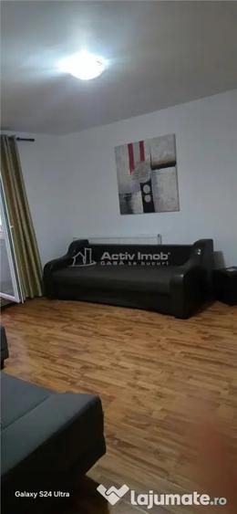 Apartament cu 2 camere decomandat în Micro 11