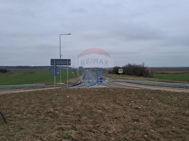 Teren Construcții intravilan de 1350 mp, în Brănești