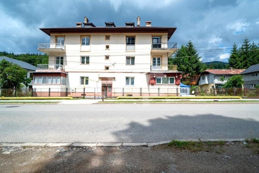 Garsonieră decomandată în Central