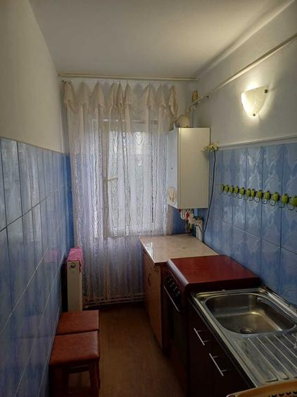 Apartament cu 2 camere semidecomandat în Nicolae Bălcescu