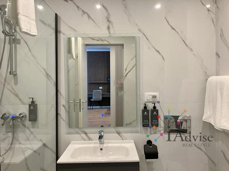 Apartament cu 2 camere semidecomandat, mobilat în Blumăna