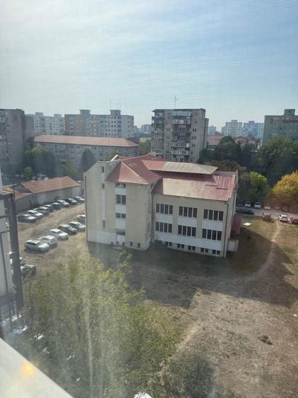 Apartament cu 2 camere semidecomandat în Aradului