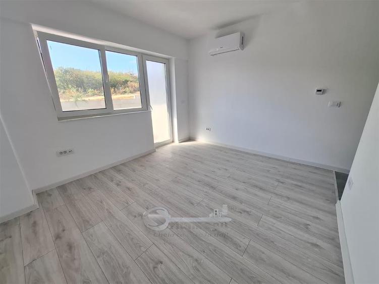 Apartament cu 3 camere decomandat în Galata