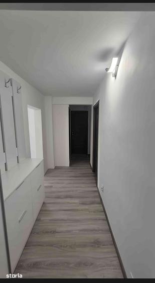 Apartament cu 4 camere în Central