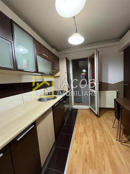 3 camere decomandate, parter, str. Alecu Russo, Bacau - 3