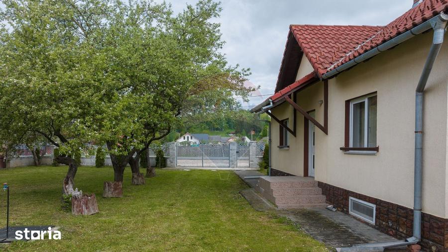 Casă cu 5 camere cu Teren 2633 Mp în Sita Buzăului
