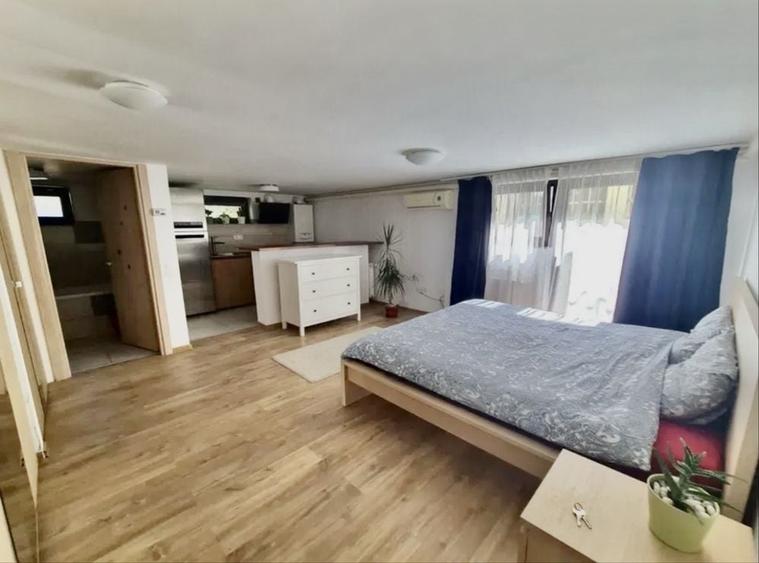 Garsonieră în Runcu