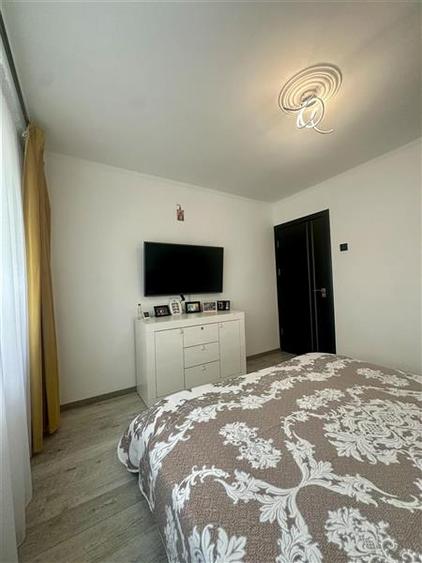 Apartament cu 3 camere decomandat, mobilat în Km 4-5