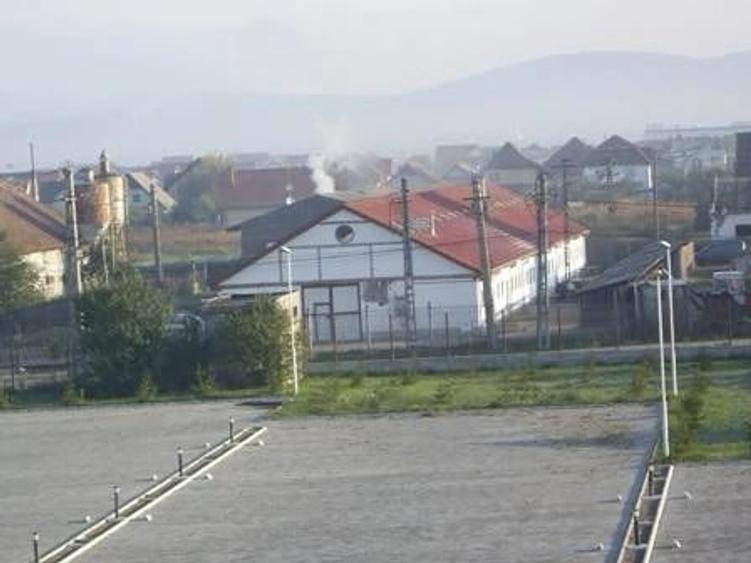 Spațiu comercial, de 1,800 mp, în Sângeorgiu de Mureș