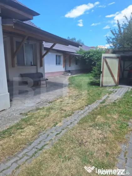 Casă cu 4 camere cu Teren 1100 Mp în Central