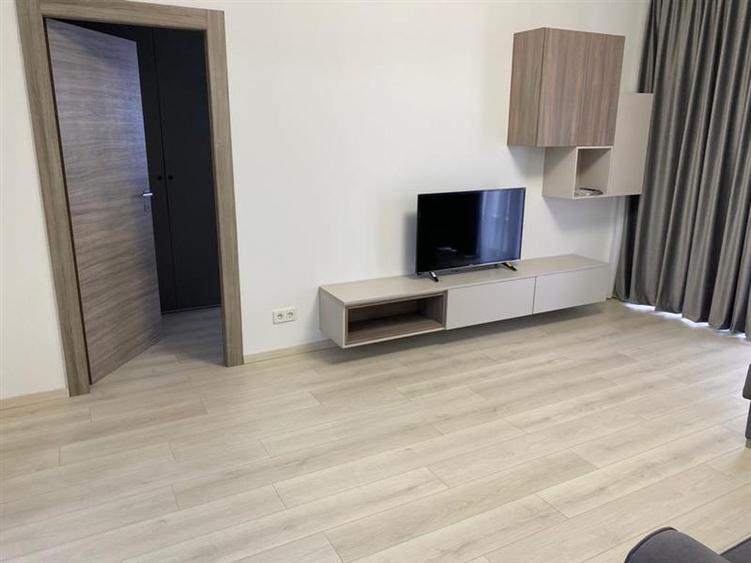 Apartament cu 2 camere decomandat, mobilat în Unirii