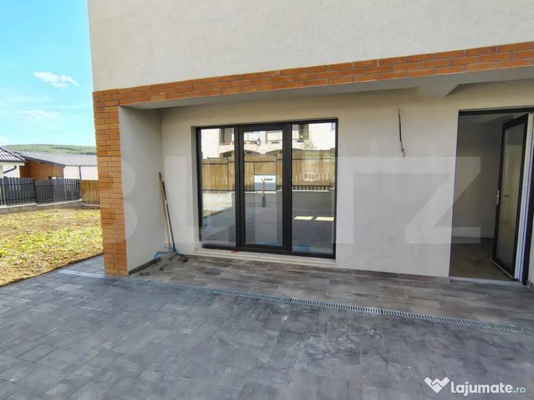 Casă cu 4 camere cu Teren 332 Mp în Chinteni