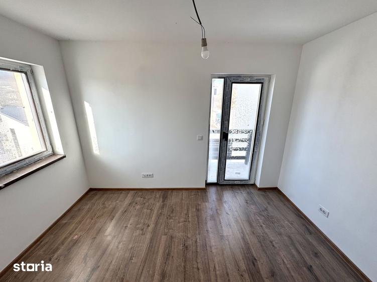 Casă cu 4 camere cu Teren 550 Mp în Aroneanu