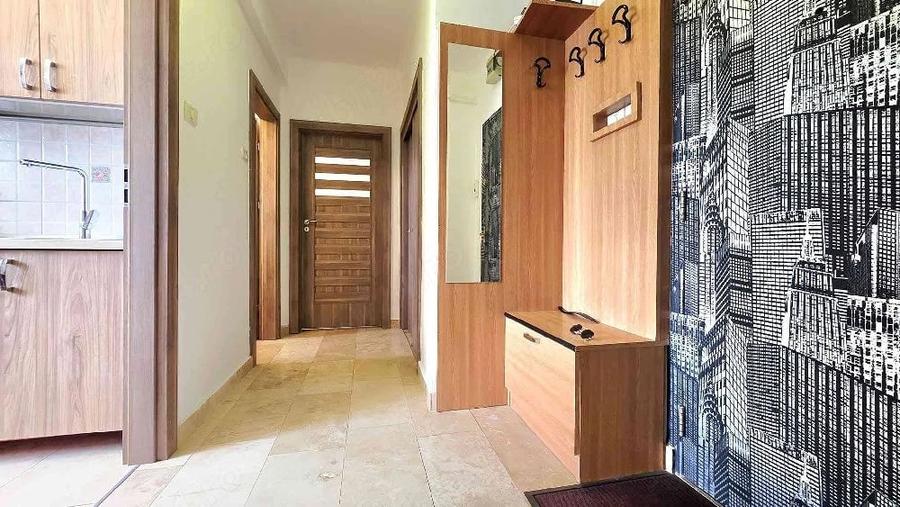 Apartament cu 2 camere decomandat în Central