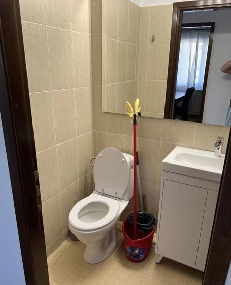 Apartament cu 3 camere decomandat în Tătărași