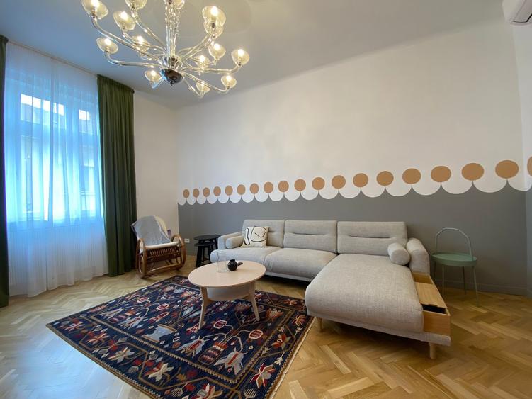 Apartament cu 2 camere semidecomandat, mobilat în Ultracentral