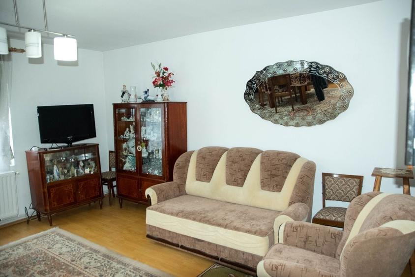 Casă cu 4 camere în Catalina