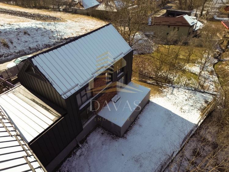 Duplex cu 5 camere cu Canalizare în Popești
