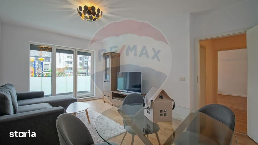 Apartament cu 2 camere decomandat, mobilat în Tractorul