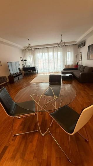 Apartament cu 3 camere decomandat, mobilat în Herăstrău