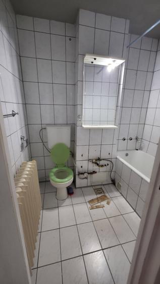 Apartament cu 2 camere semidecomandat în Micro 15