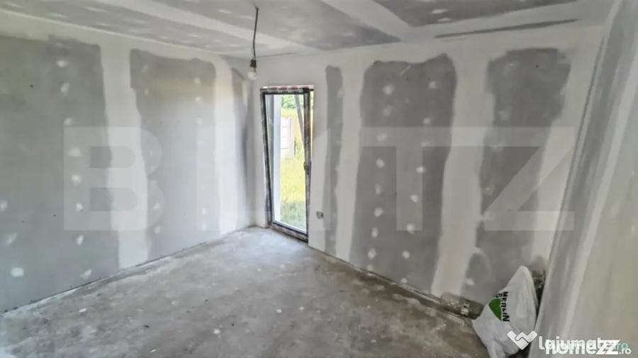 Casă cu 3 camere cu Teren 600 Mp în Central