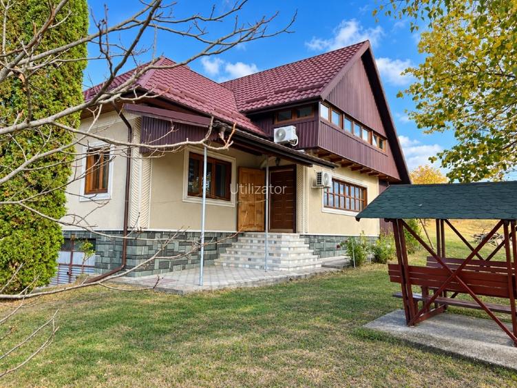 Casă spațioasă cu panoramă de vis și teren cu livadă 3.800 mp – Copalnic Sat – d