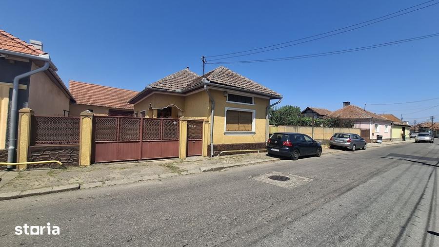 Casa cu 3 camere - 1