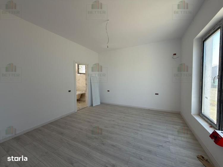 Casă cu 4 camere cu Teren 400 Mp în Berceni