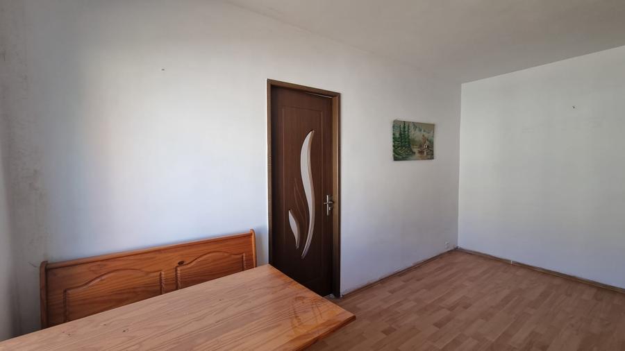 Apartament cu 2 camere semidecomandat în Micro 14