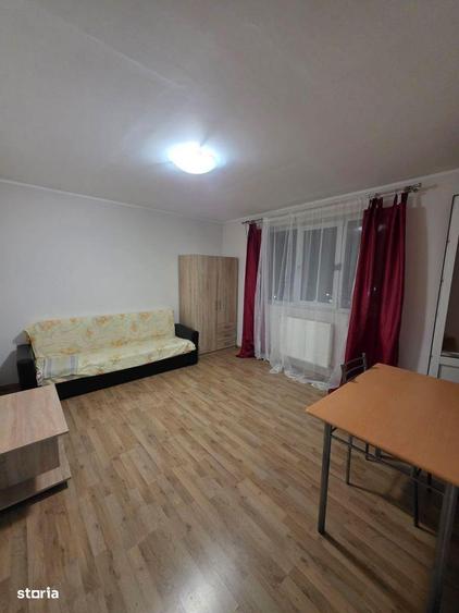 Apartament cu 2 camere decomandat în Hipodrom 4