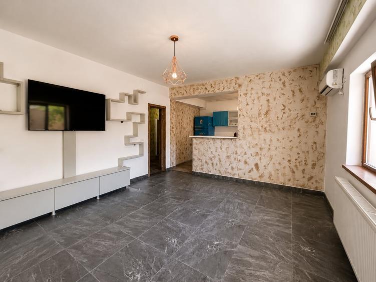 2 camere 73 mp | Terasă 75 mp | Boxă de 23 mp | zona Casa de cultura - 1