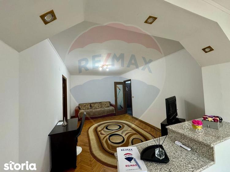 Apartament cu 2 camere, mobilat în Rovine