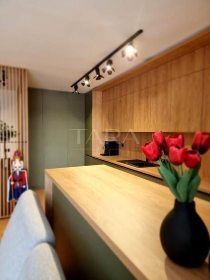 Apartament cu 2 camere semidecomandat, mobilat în Vest