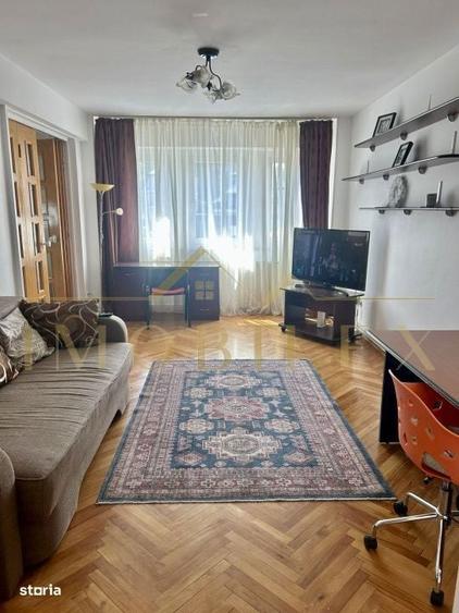 Apartament cu 4 camere în Zorilor