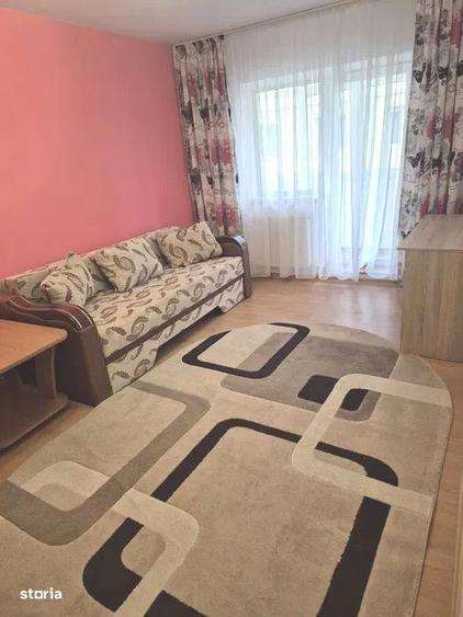Apartament cu 3 camere decomandat în Vasile Aaron