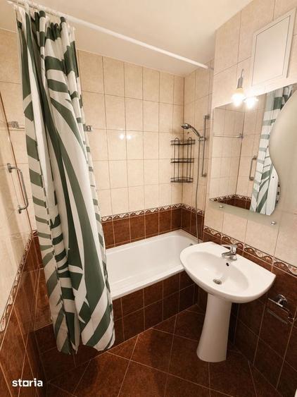 Apartament cu 2 camere decomandat în Între Lacuri
