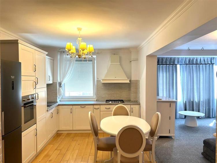 RECO- Apartament 3 camere, zona Dacia, Oradea - 2