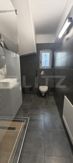 Casă individuală cu 5 camere cu Canalizare în Bucium