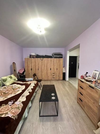 Garsonieră decomandată, mobilată în Bragadiru