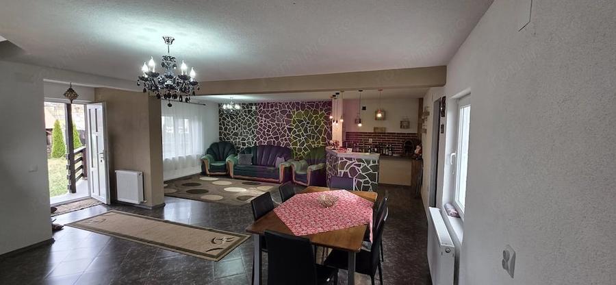 Casă cu 4 camere cu Teren 475 Mp în Valea Doftanei
