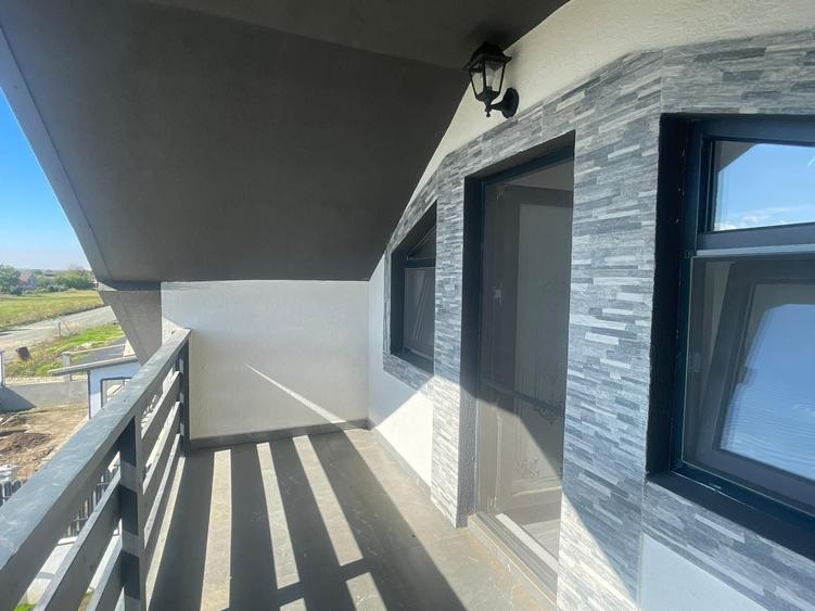 Casă cu 4 camere în Valu lui Traian