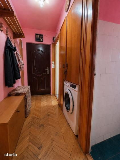 Apartament cu 2 camere semidecomandat în Cantemir