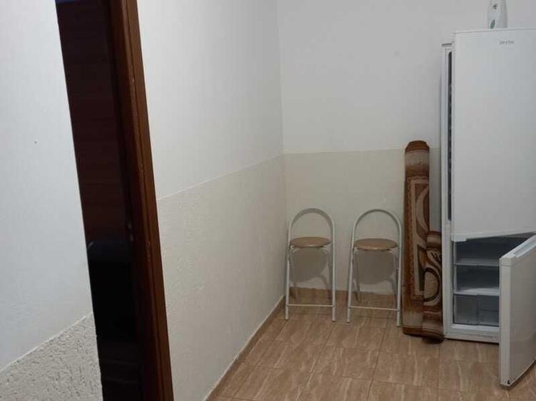 Apartament cu 2 camere decomandat, mobilat în Ozana