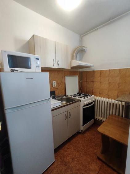 Garsonieră decomandată în Tătărași